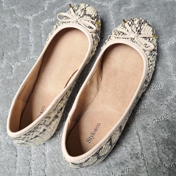 Style&Co Beige Snakeskin Ballet Flats WOMENS SIZE 6M casual slip ons coquette - Picture 4 of 8